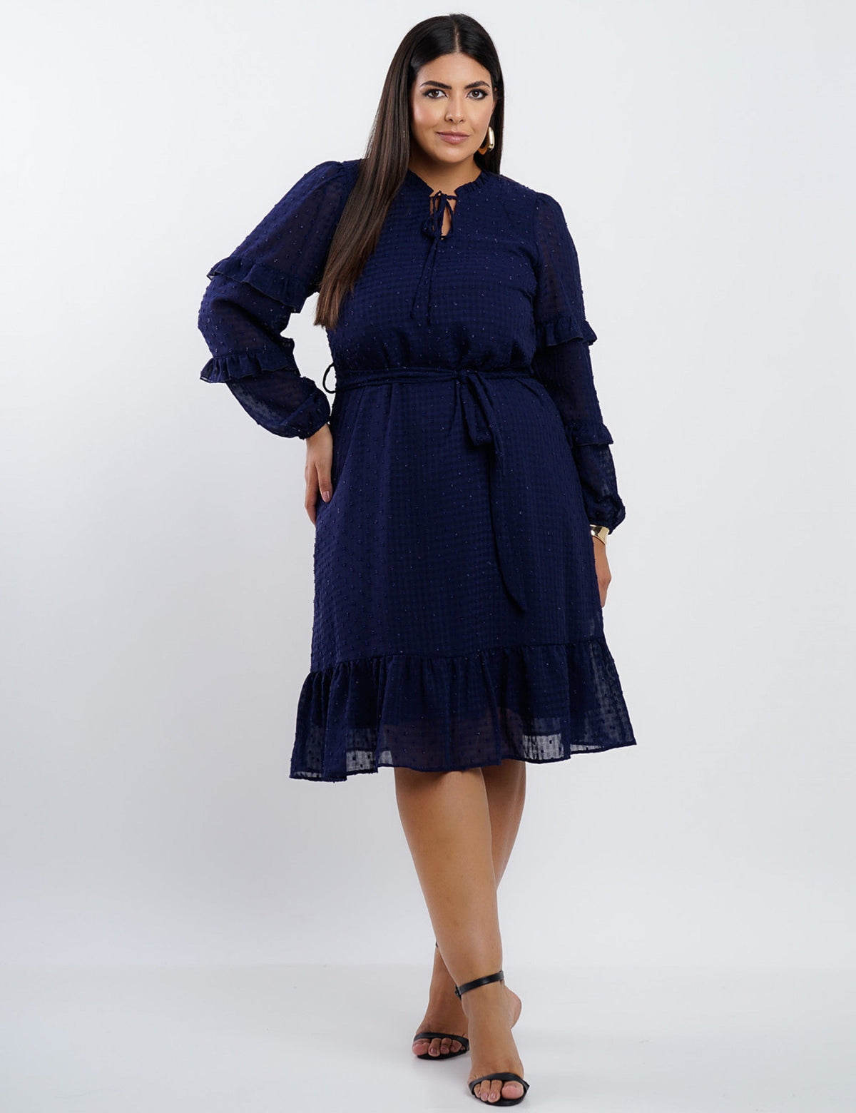 Vestido Curto Chiffon Poá Com Babadinho