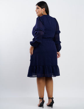 Vestido Curto Chiffon Poá Com Babadinho