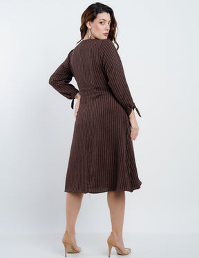 Vestido Midi Linho Poliéster Risca De Giz