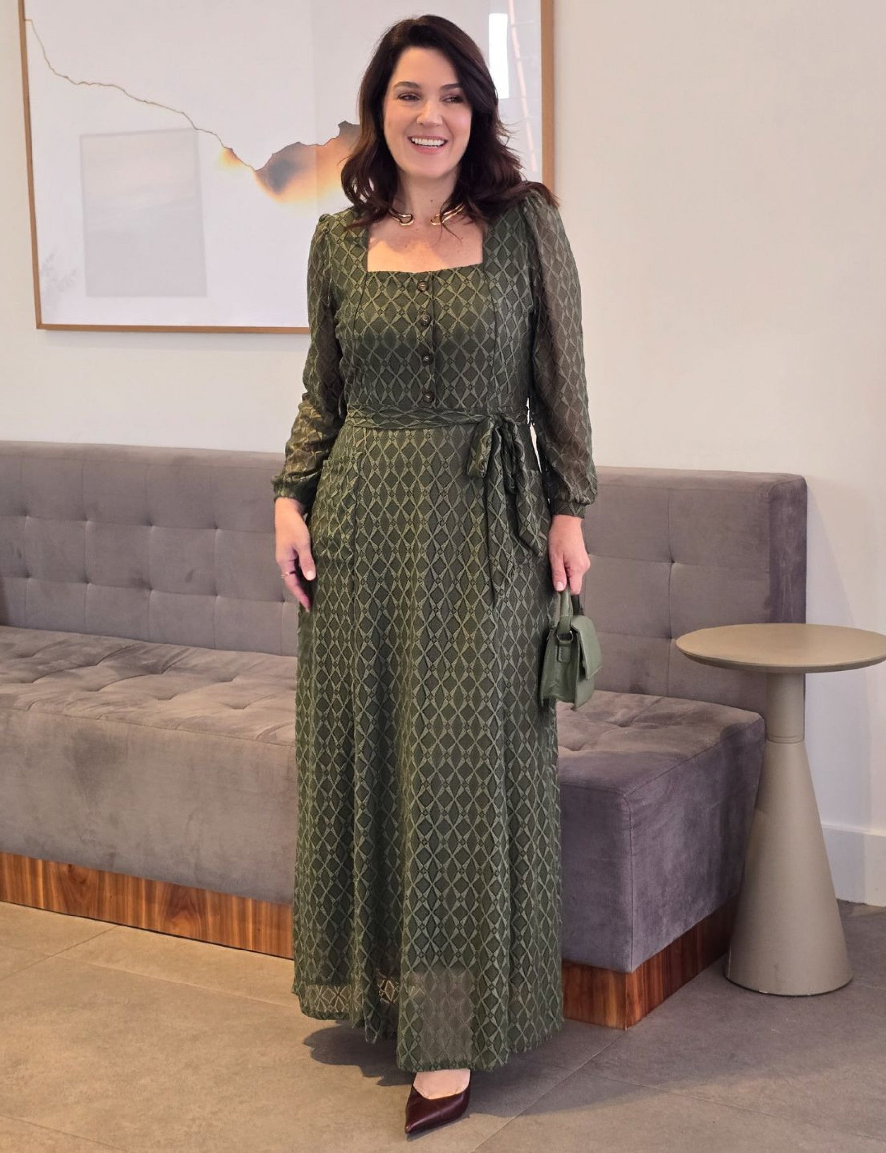 Vestido Longo Malha Renda Decote Quadrado